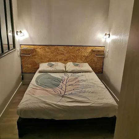 شقة Studio 7 T1bis روشفور